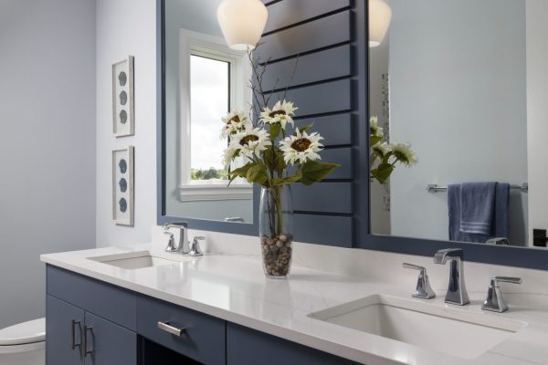 368 Warwick Way Naples FL-print-011-001-Guestbath-3069x4200-300dpi