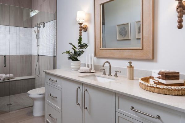 6730 Sable Ridge Ln Naples FL-large-023-016-Guest Bath 2-808x1000-72dpi